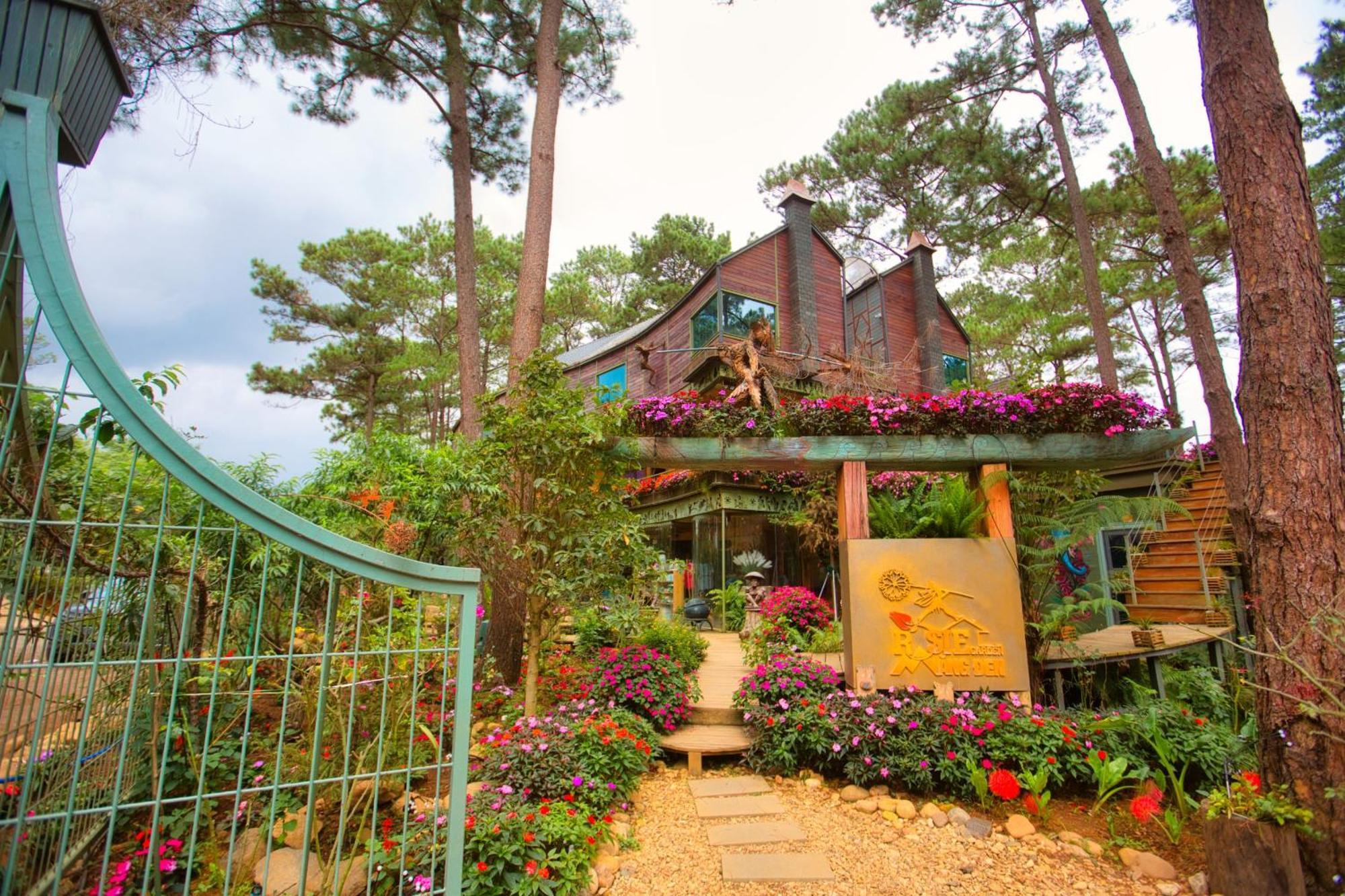 Rosie Garden Mang Den Hotel Kon Von Kla Exterior photo